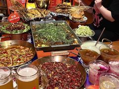 -何师烧烤Pro ·江湖川菜·小龙虾·精酿(太古里旗舰店)