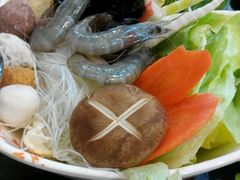 -呷哺呷哺(普陀乐购真北店)