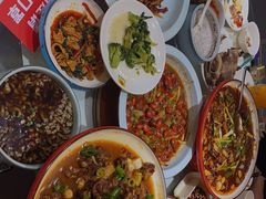 -巴特餐饮6加1音乐餐吧·新疆菜