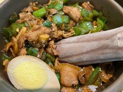 辣椒炒肉饭-京参 • 擂椒饭(这有山店)