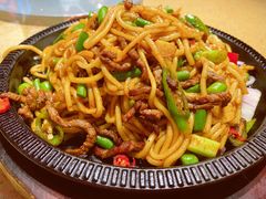 察哈尔铁板牛肉炒粉-蒙亨·手把肉·蒙古包文化主题餐厅(天恒广场店)