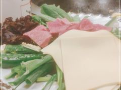 -万里闯关东铁锅炖菜馆(高新旗舰店)