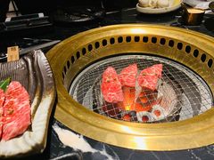 -山川小町·极番烧肉(新地假日广场店)