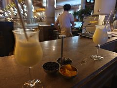 -亚龙湾喜来登·美景台大堂吧