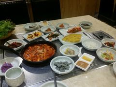 -金顺韩式烤肉·网红烤肉店(广利路店)