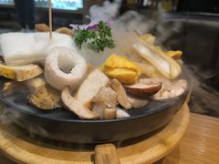 -一朵菌·野生菌探索家火锅(南亚店)