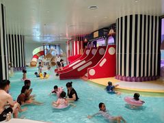 -涨巢·潮玩水疗局