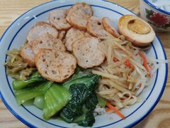 招牌肉卷饭-陈凤祥肠粉猪脚饭(江南大学星光广场店)