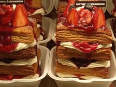 巨无霸拿破仑-B&C黄油与面包·THE GARDEN BAKERY概念店(世纪汇店)