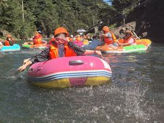 -安吉龙王山峡谷漂流