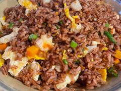 -Cuc Gach Quan Restaurant