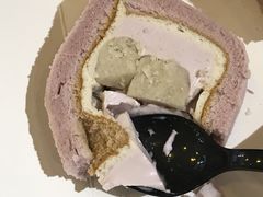 -顶东面包花园·生日蛋糕(世博店)