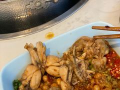 -蛙两只美蛙鱼头火锅(恒茂店)