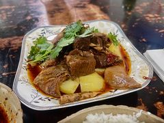 红烧牛肉-梯坎豆花