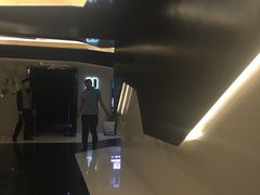 -英皇UA电影城(虹桥天地店)