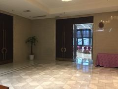 -郑庄脂渣海鲜楼(九水路店)