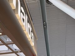 -麦当劳(深圳北站B2检票口楼上)