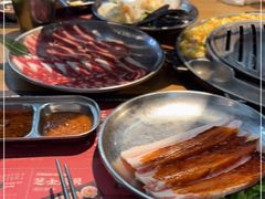 -青瓦炭韩潮烤肉(花园道店)