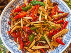 -谢老五跷脚牛肉·非遗传承店
