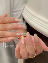 -花岐款式专研健康美甲沙龙