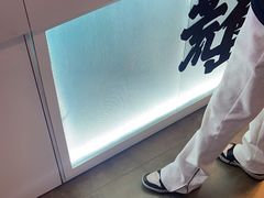 -荒岛实景沉浸密室(江汉路1店)