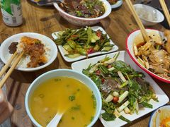 -朱大嘴肥肠血旺(福字街店)