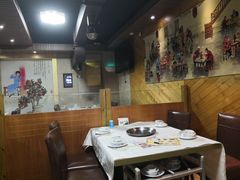 -羊家胡同·龙虾烧烤火锅(龙汇路店)