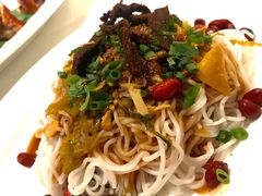 干捞海南粉-闻见中国海南菜(K11店)