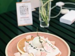 -公园北鹿·铃兰餐厅(齐盛湖店)