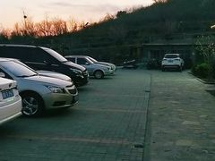 -梨木台悦来客农家院
