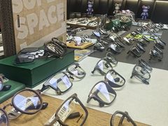 -肆兮眼镜·蔡司·徕卡战略合作店(大坪店)