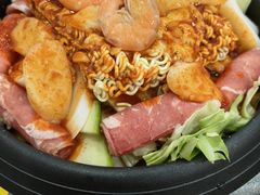-贵宾庄炸酱面·韩式料理(高区店)
