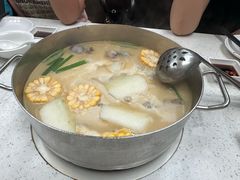 -肥仔文澳门猪骨煲(南京西路店)