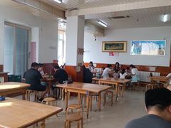 大堂-十二忠手拉面(中华路店)