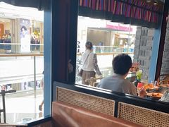 -老牌坊云南鱼豆花火锅(哈西万达店)