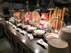 自助取餐区-OPEN開全日自助餐厅·牛肉火锅·海鲜(佛山希尔顿酒店)