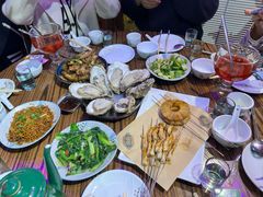 -蚝堡海鲜·威海菜·海肠捞饭·烧烤·亚洲吃蚝公司(幸福门店)