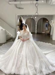 -艾米丽婚纱礼服