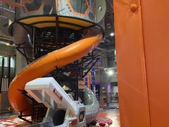 -嗨翻Hi-Fun竞技主题乐园·蹦床亲子生日轰趴(国光1937店)