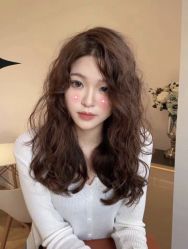 -丝语萱形象