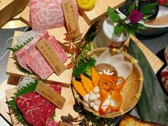 -山川小町·极番烧肉(新地假日广场店)