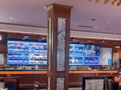 -八府香鸭·啫啫煲(华山路店)