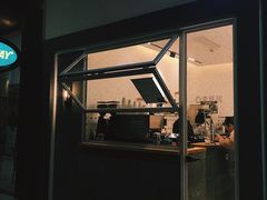 门面-AllorNothing横竖横咖啡(天虹店)