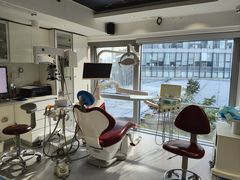 -精德口腔·种植修复·儿牙中心(财富中心店)