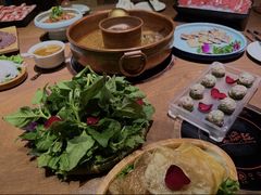 -慢丽江·云南野生菌土鸡锅(付家庄店)