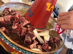 -毛辣果·贵州红酸汤牛肉火锅(西单店)
