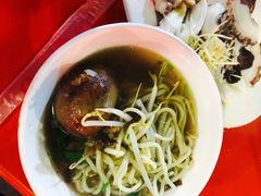 -六合夜市
