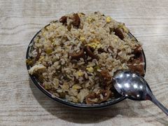 酸缸豆大肠炒饭-老头爱马仕酸豇豆炒饭(丰富路店)