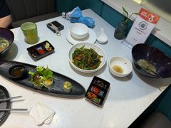 -美奈小馆·越南料理(中航城君尚购物中心店)