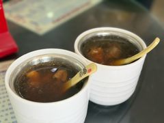 茶树菇龙骨炖鸡脚汤-荔园小馆(园岭新村二期店)